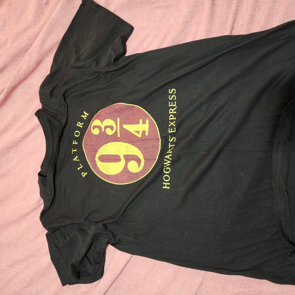 Black Hogwarts Express Platform 9 3/4 Tee